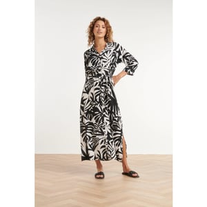 Smashed Lemon Zwart-witte blousejurk met tropische print |