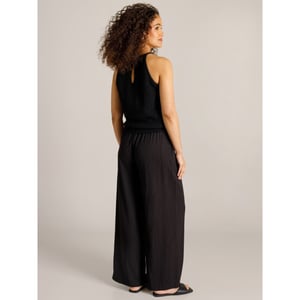 Ivy Beau Claire top