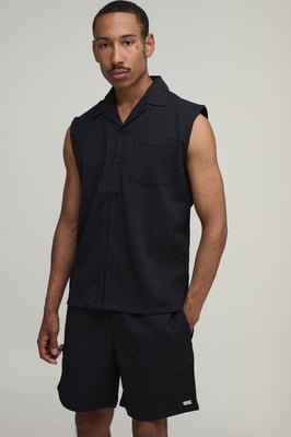 Textured Pleated Regular Fit Sleeveless Shirt & Short Set