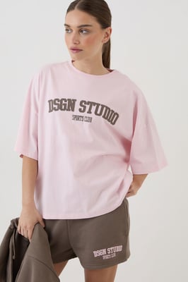 DSGN Studio Applique Oversized T-Shirt