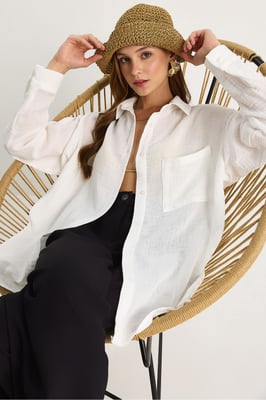 Texturerad Oversized Skjorta med Knapp och Fickor