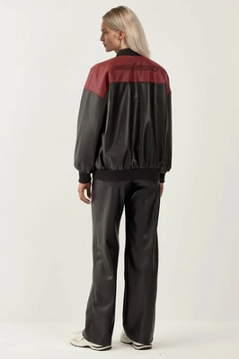 Faux läderoversized bomberjacka med patchdetaljer