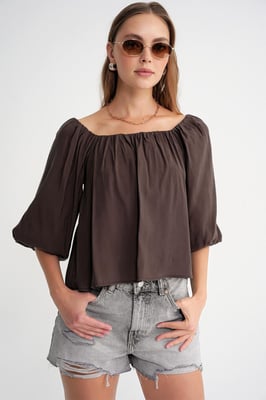 Modal Gemengde Blouse met Madonna Kraag en Rimpeldetail
