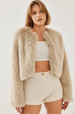 Boxy Crop Nepvachtjas