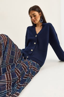 Dikke Geribde V-hals Cardigan met Knoopsluiting
