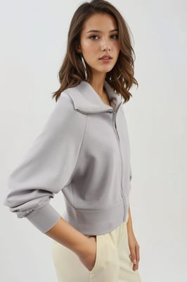 Avslappnad passform med dragkedja sweatshirt