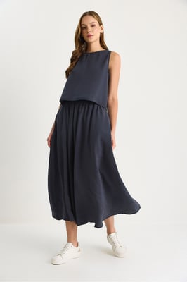 Mouwloze Scoop Neck Tanktop en Midi Rok Co-Ord Set