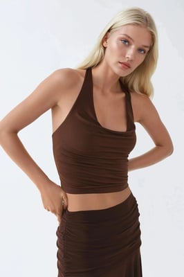 Halter Neck Slim Fit Crop Blus