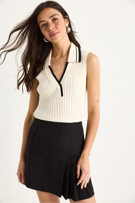 Slim Fit V-hals Blouse met Knoopjes