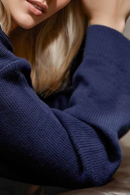 Thick Knit V-neck Sweater