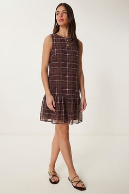 Geruite Mini-jurk met Rimpels en Een Ronde Hals
