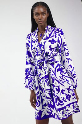 Bloemrijke V-hals Mini Hemdress met Ceintuur