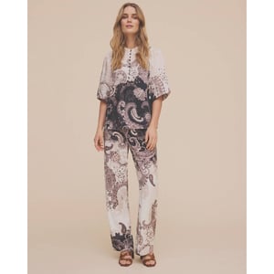 Gustav Broek 61000 bali