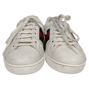 Gucci Ace Bee Low-Top Sneakers in White Leather