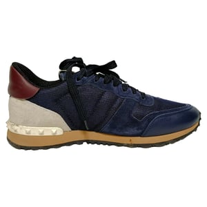 Valentino Garavani Rockrunner sneakers in marineblauw met gemengde technieken.