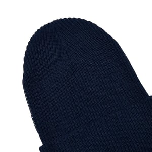 Flexfit Geribde gebreide muts van gerecycled garen (Marine)