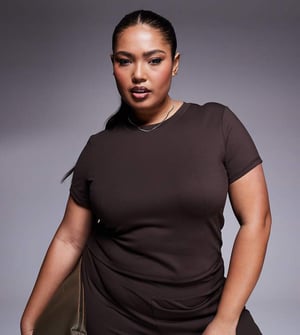 4505 Curve Icon soft touch studio baby t-shirt in chocolate
