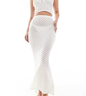In The Style exklusiv virkade stickade texturerad fishtail maxi strandkjol co-ord i krämfärg