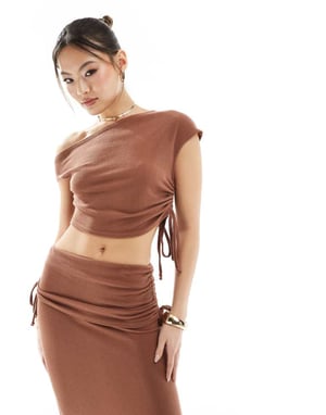 Missyempire off shoulder topp koord i mocha