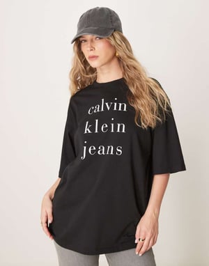 Calvin Klein Jeans big logo t-shirt in black