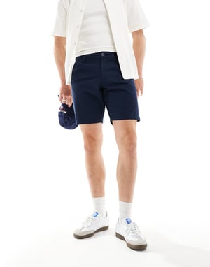 ASOS DESIGN 2-pack slim fit stretch chinoshortser i svart och marinblå spara