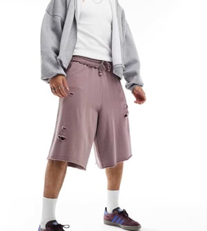 COLLUSION slitna skater shorts i lila tvätt