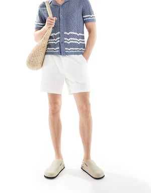 Hollister shorts med snörning i vitt mönster