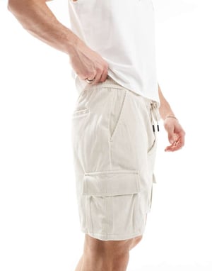 ONLY & SONS snörningsficka shorts i krämfärg