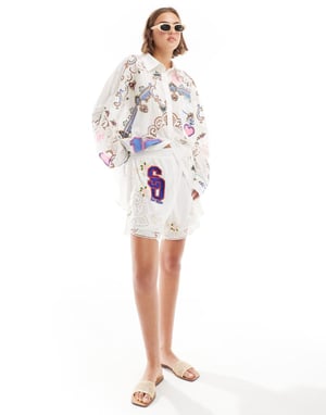 ASOS DESIGN premium broderad matchande shorts