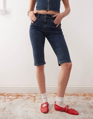 COLLUSION X000 low rise capri jean co-ord in mid blue