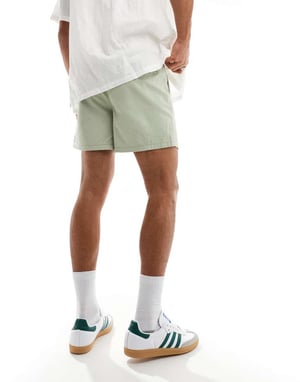 ASOS DESIGN veckad chino-short i salviagrön