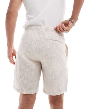 Jack & Jones samordnad skrynklig short i beige