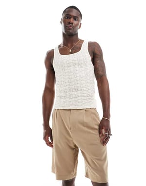 ONLY & SONS löst sittande plisserad skräddarsydd short i beige