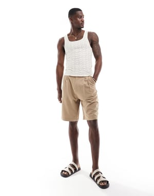 ONLY & SONS löst sittande plisserad skräddarsydd short i beige