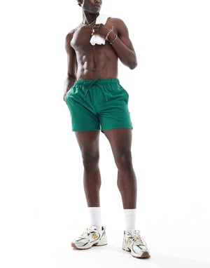 Cotton On stretch badshorts evergreen