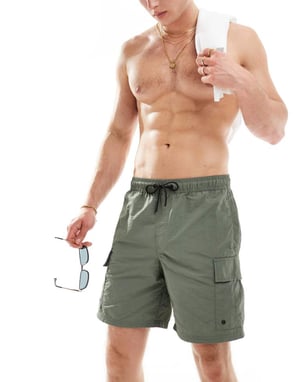 Jack & Jones cargobadshorts i khaki