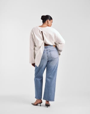 ASOS DESIGN Curve comfort stretch straight leg jeans in light mid blue
