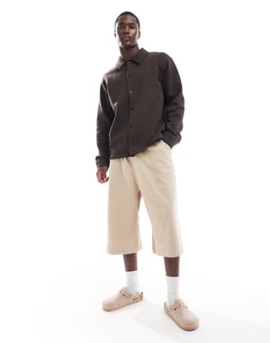 Utvald oversized jersey skjorta i brun