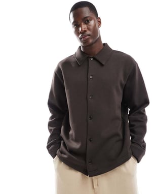 Utvald oversized jersey skjorta i brun
