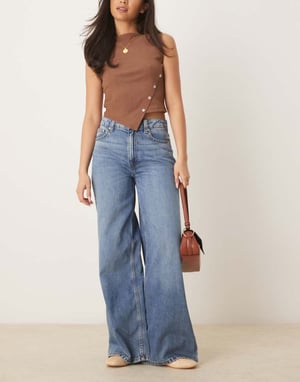 ASOS DESIGN wide leg jean in midwash blue - MBLUE