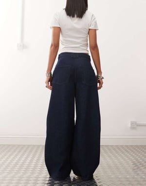 Reclaimed vintage wide leg barrel jean in indigo rinse wash