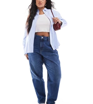 Tommy Jeans Plus mom jeans in dark wash