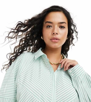 ASOS DESIGN Curve spliced detail volymärmskjorta i grönrandig
