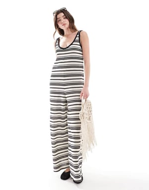 ASOS DESIGN virkad u-formad jumpsuit i randig mönster