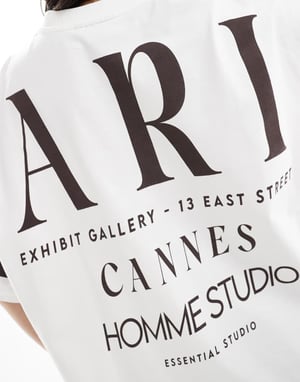 ASOS DESIGN oversized t-shirt med Paris-staplad rygggrafik i krämfärg