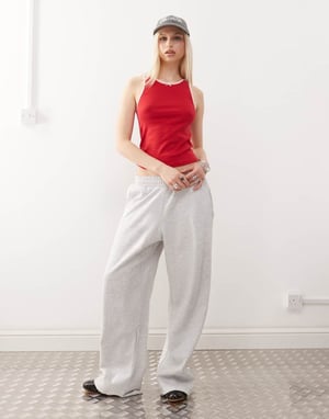 COLLUSION contrast binding vest top in red