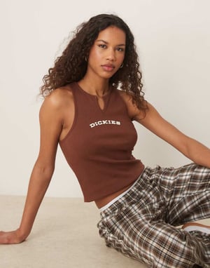 Dickies v neck long line vest in cappuccino brown
