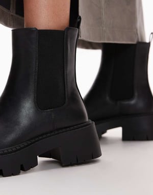 Topshop Wide Fit Lucas chunky chelsea boots in black