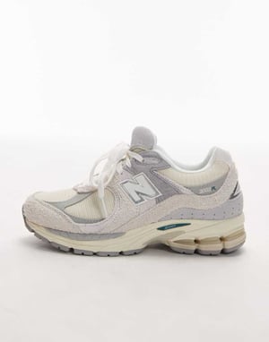 New Balance 2002 trainers in off white and grey