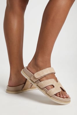 Raffia Cut Out Detail Sliders